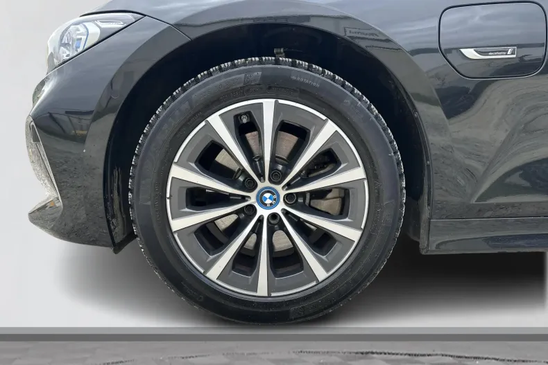 BMW 320e (Seria 3) din 2023 cu 69.227 km - oferta BMW201963 - foto 13