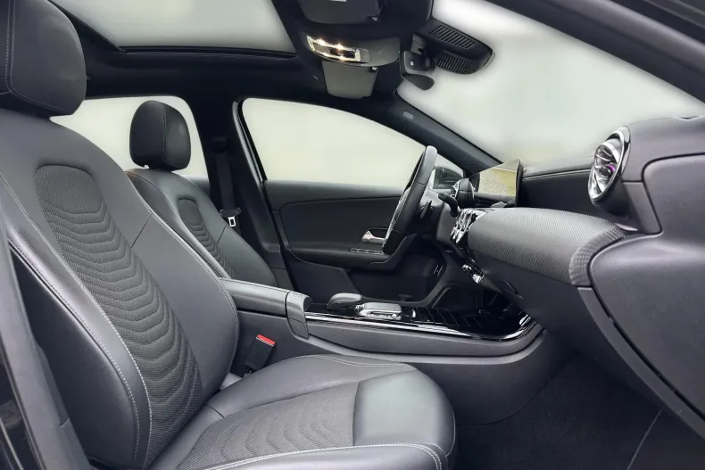 Mercedes-Benz A 250 (Clasa A) din 2022 cu 120.455 km - oferta MER201964 - foto 11