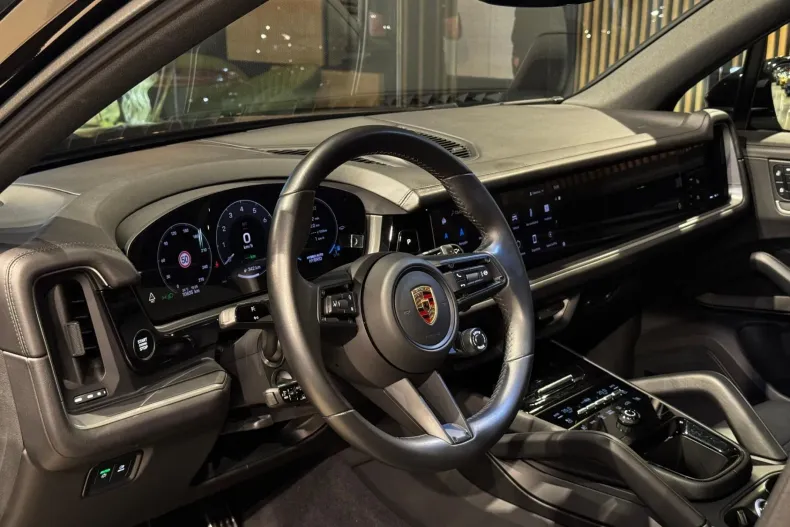 Porsche Cayenne din 2024 cu 12.000 km - oferta POR201968 - foto 8