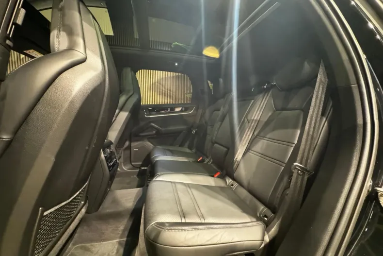 Porsche Cayenne din 2024 cu 12.000 km - oferta POR201968 - foto 14