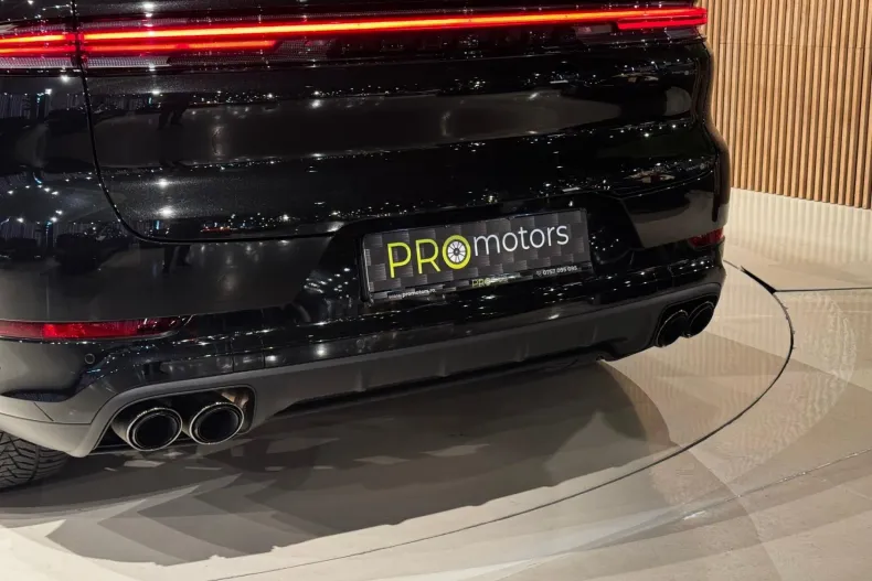 Porsche Cayenne din 2024 cu 12.000 km - oferta POR201968 - foto 25