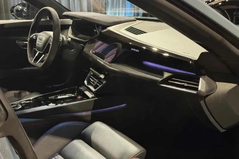 Audi e-tron GT din 2021 cu 35.000 km - oferta AUD201969 - foto 12