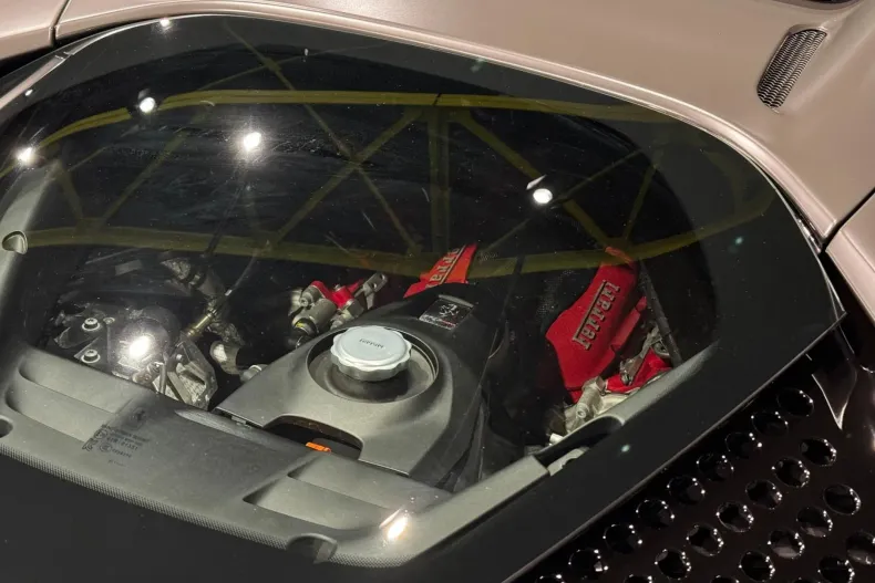 Ferrari SF90 Stradale din 2023 cu 11.000 km - oferta FER201970 - foto 5