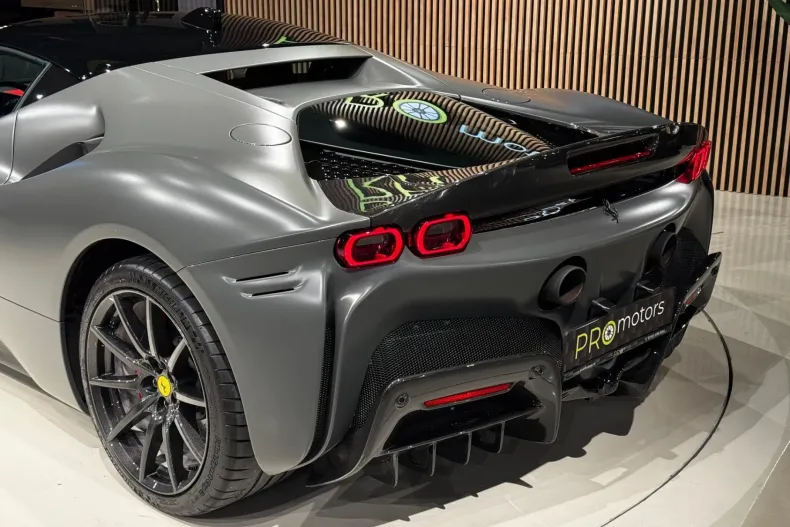 Ferrari SF90 Stradale din 2023 cu 11.000 km - oferta FER201970 - foto 8