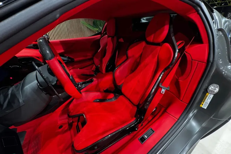 Ferrari SF90 Stradale din 2023 cu 11.000 km - oferta FER201970 - foto 11