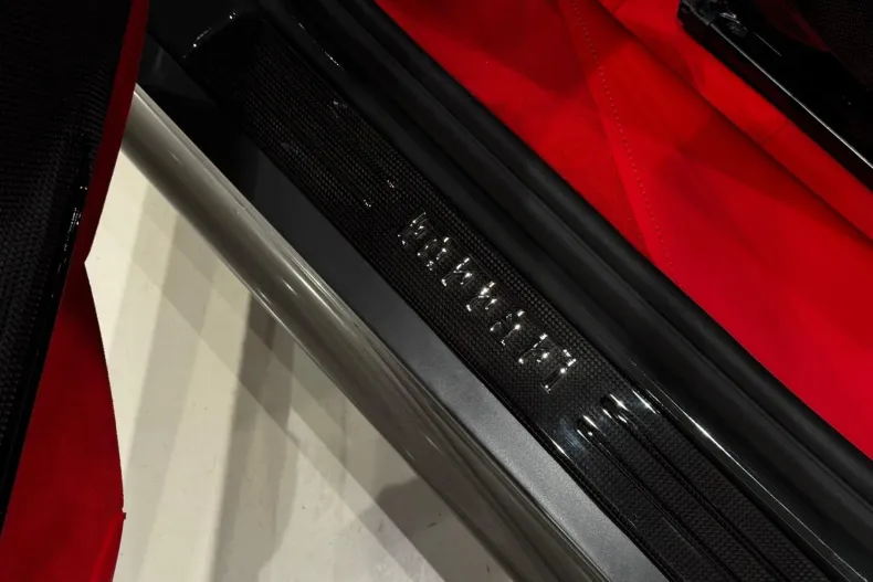 Ferrari SF90 Stradale din 2023 cu 11.000 km - oferta FER201970 - foto 12