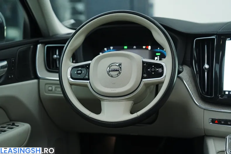 Volvo XC60 din 2022 cu 159.000 km - oferta VOL202002 - foto 12