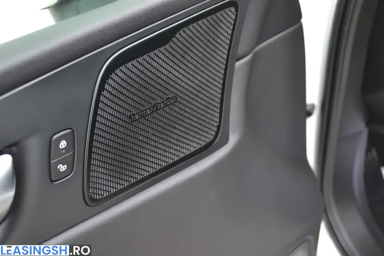 Volvo XC60 din 2021 cu 171.633 km - oferta VOL202019 - foto 8