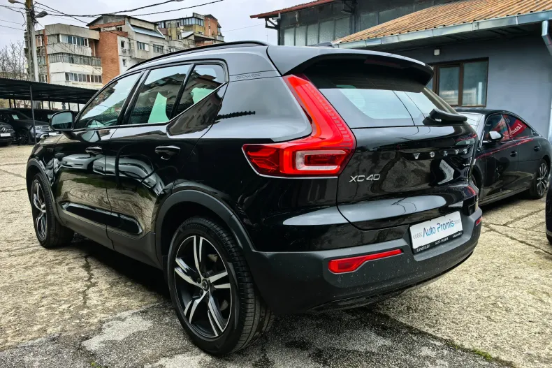 Volvo XC40 din 2020 cu 154.130 km - oferta VOL202021 - foto 11
