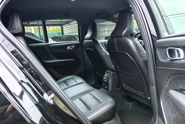 Volvo XC40 din 2020 cu 154.130 km - oferta VOL202021 - foto 14