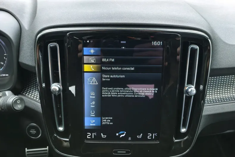 Volvo XC40 din 2020 cu 154.130 km - oferta VOL202021 - foto 17