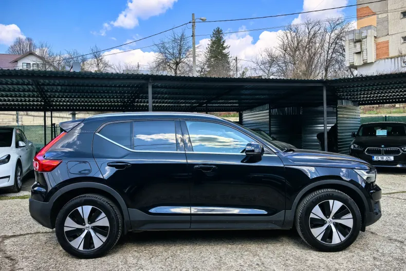 Volvo XC40 din 2022 cu 145.360 km - oferta VOL202023 - foto 3
