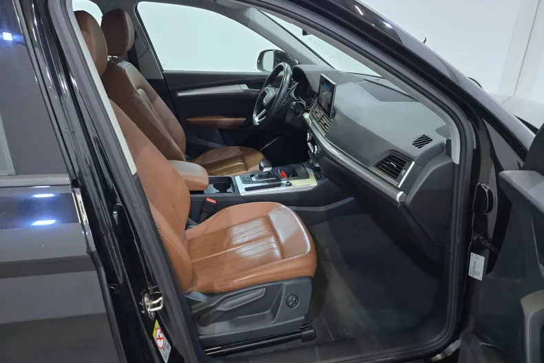 Audi Q5 din 2021 cu 76.228 km - oferta AUD202028 - foto 8