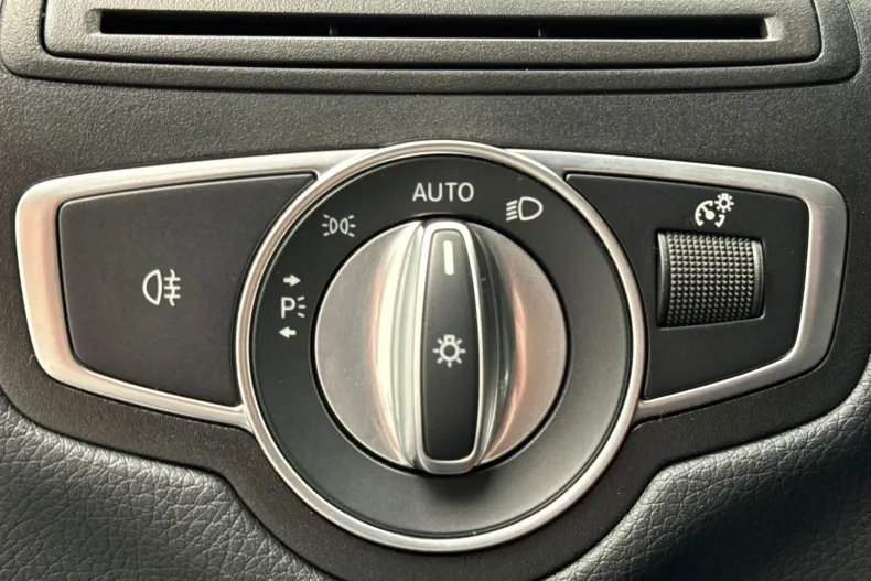 Mercedes-Benz GLC din 2021 cu 154.988 km - oferta MER202031 - foto 33