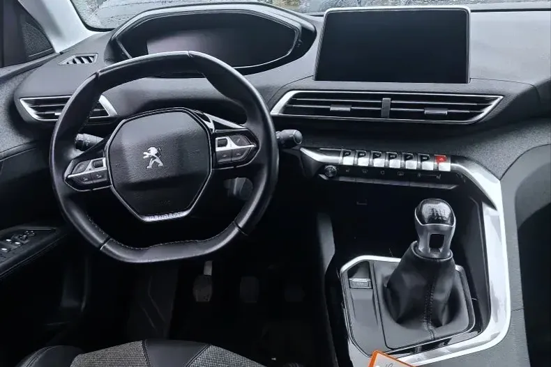 Peugeot 3008 din 2020 cu 93.145 km - oferta PEU202035 - foto 7