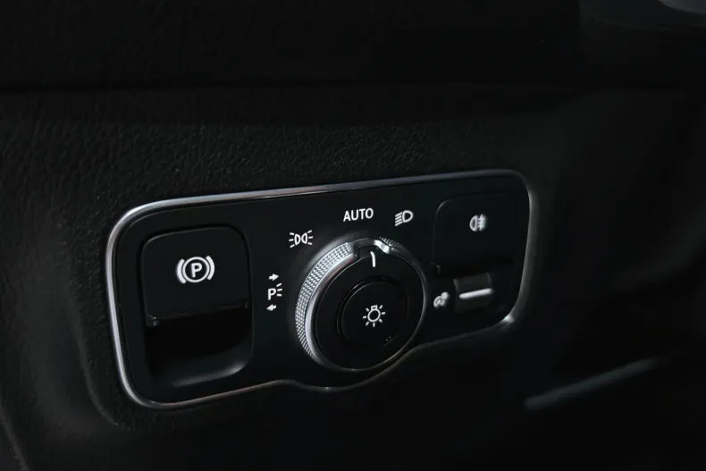 Mercedes-Benz GLB din 2022 cu 133.307 km - oferta MER202037 - foto 28