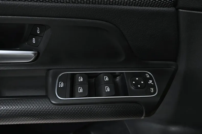 Mercedes-Benz GLB din 2022 cu 133.307 km - oferta MER202037 - foto 31