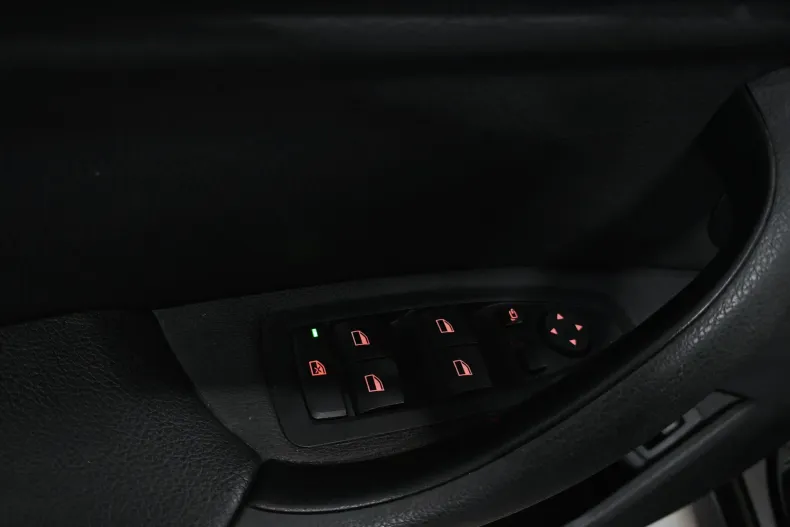 BMW X1 (Seria X) din 2021 cu 108.776 km - oferta BMW202039 - foto 27