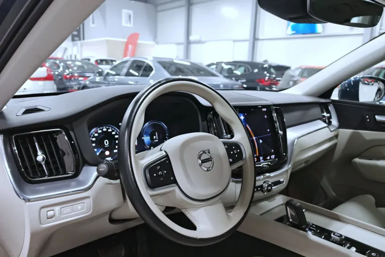 Volvo XC60 din 2020 cu 148.947 km - oferta VOL202041 - foto 7