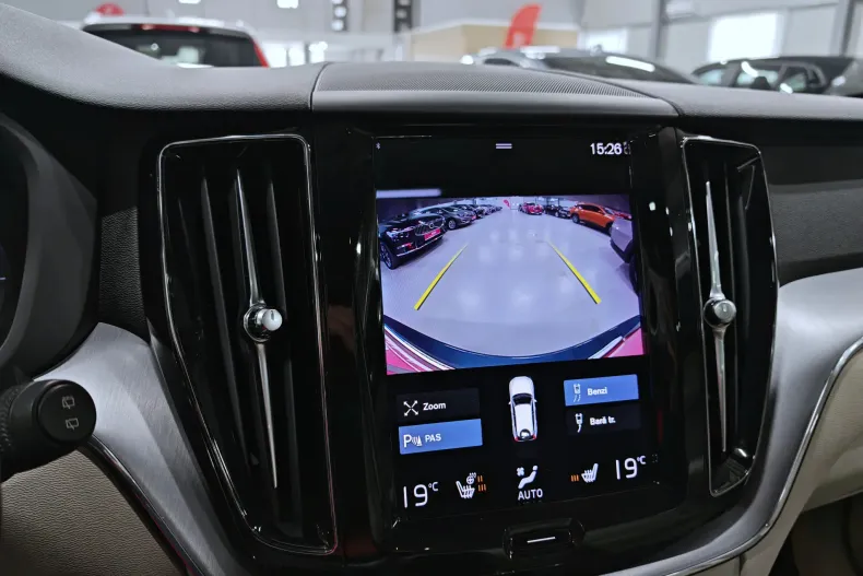 Volvo XC60 din 2020 cu 148.947 km - oferta VOL202041 - foto 13