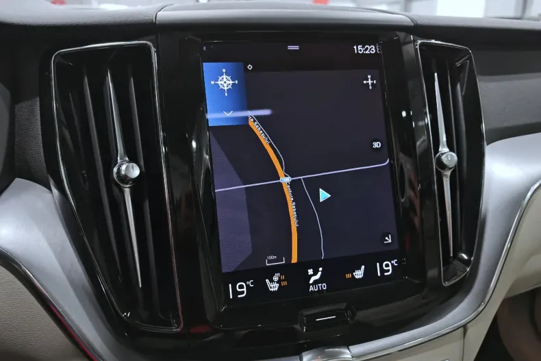 Volvo XC60 din 2020 cu 148.947 km - oferta VOL202041 - foto 23