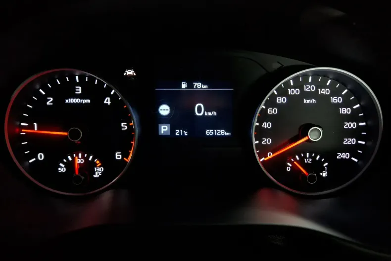 Kia Sportage din 2021 cu 65.128 km - oferta KIA202042 - foto 9