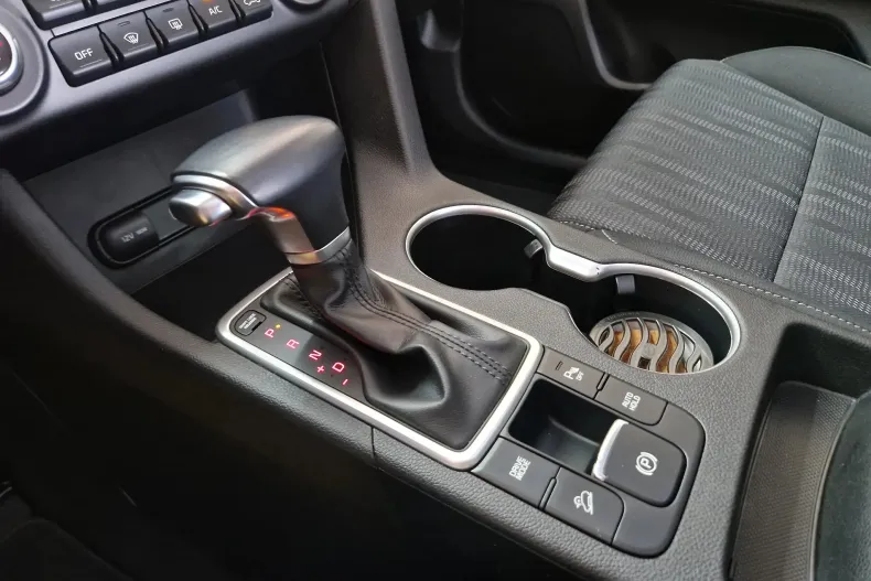 Kia Sportage din 2021 cu 65.128 km - oferta KIA202042 - foto 14