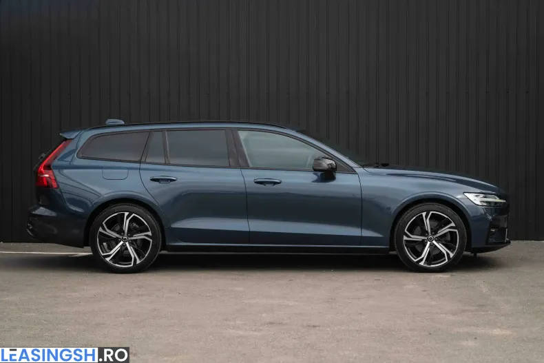 Volvo V60 din 2023 cu 24.874 km - oferta VOL202052 - foto 4