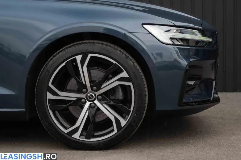 Volvo V60 din 2023 cu 24.874 km - oferta VOL202052 - foto 24