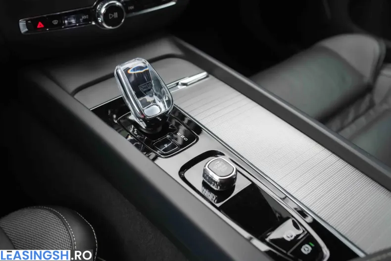 Volvo V60 din 2023 cu 24.874 km - oferta VOL202052 - foto 36