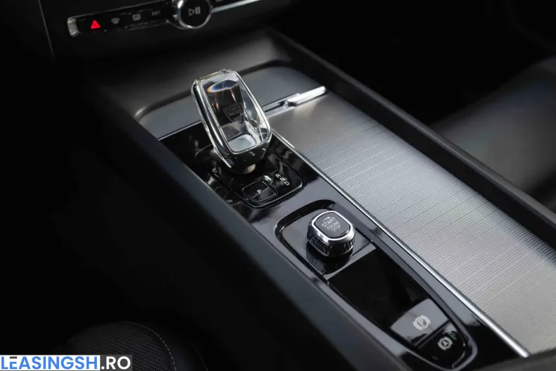 Volvo XC60 din 2022 cu 164.680 km - oferta VOL202058 - foto 36