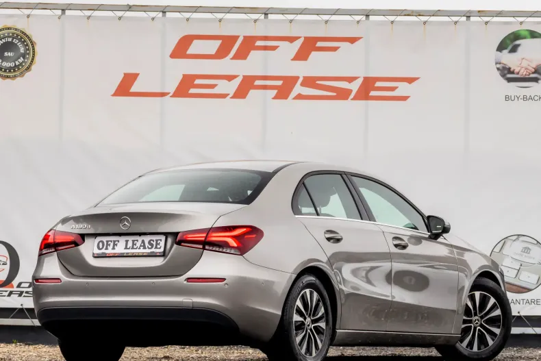 Mercedes-Benz A 180 (Clasa A) din 2020 cu 175.000 km - oferta MER202081 - foto 4