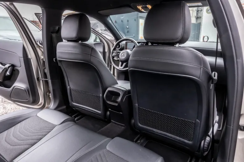 Mercedes-Benz A 180 (Clasa A) din 2020 cu 175.000 km - oferta MER202081 - foto 14