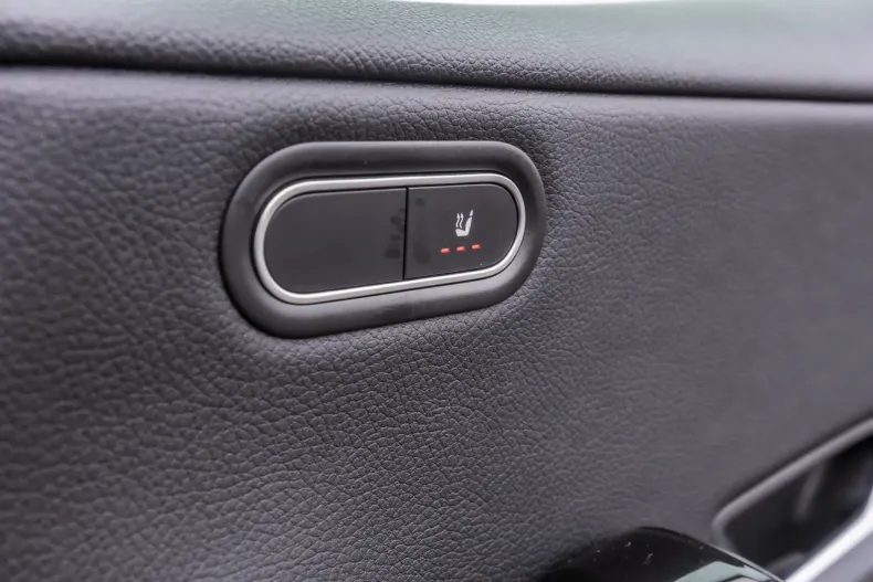 Mercedes-Benz A 180 (Clasa A) din 2020 cu 175.000 km - oferta MER202081 - foto 16