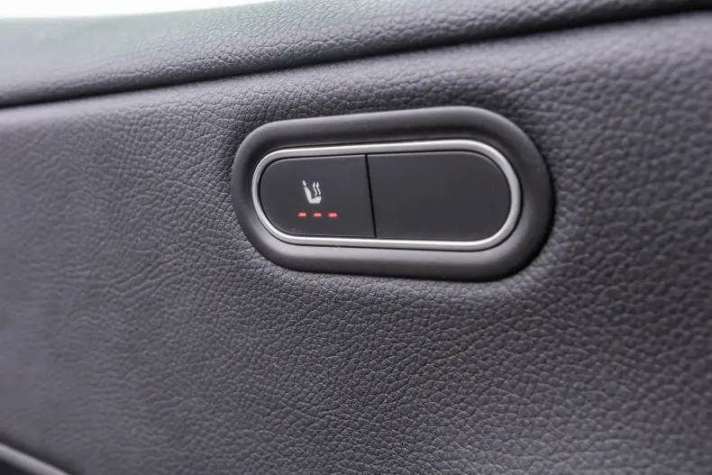 Mercedes-Benz A 180 (Clasa A) din 2020 cu 175.000 km - oferta MER202081 - foto 17