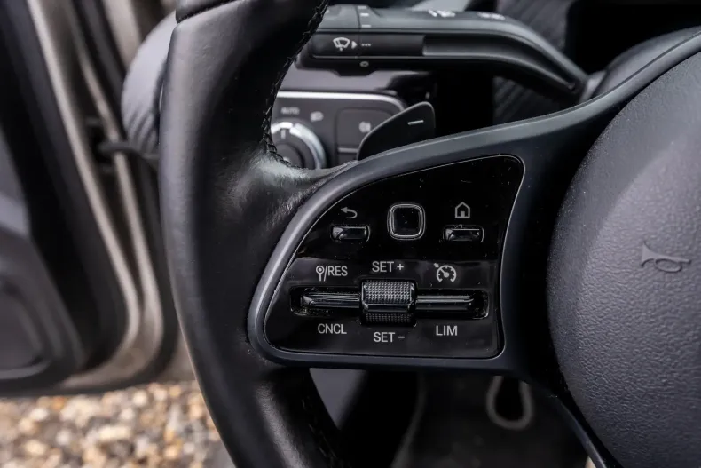 Mercedes-Benz A 180 (Clasa A) din 2020 cu 175.000 km - oferta MER202081 - foto 27