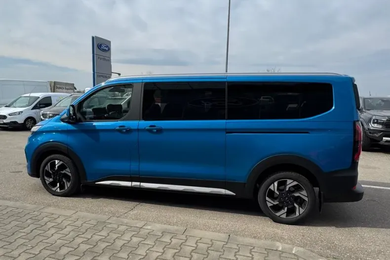 Ford Tourneo Custom din 2024 cu 4.132 km - oferta FOR202082 - foto 5