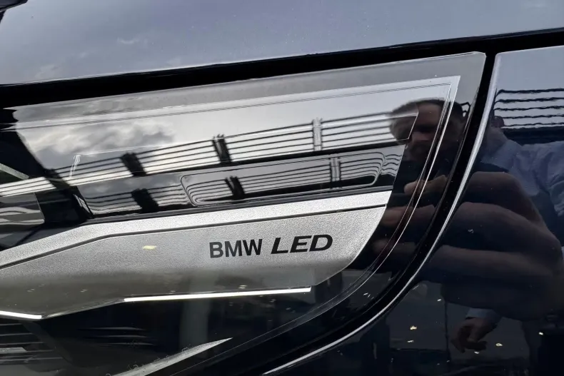 BMW 550e (Seria 5) din 2025 cu 23.300 km - oferta BMW202083 - foto 11