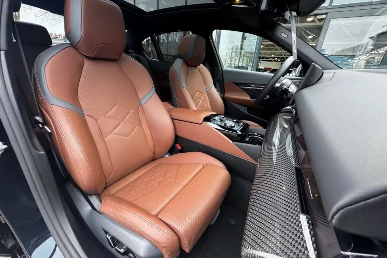 BMW 550e (Seria 5) din 2025 cu 23.300 km - oferta BMW202083 - foto 14