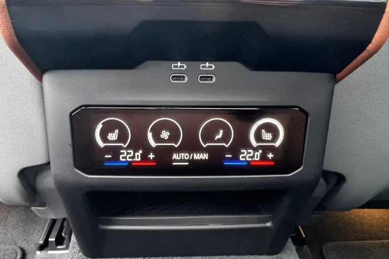 BMW 550e (Seria 5) din 2025 cu 23.300 km - oferta BMW202083 - foto 25