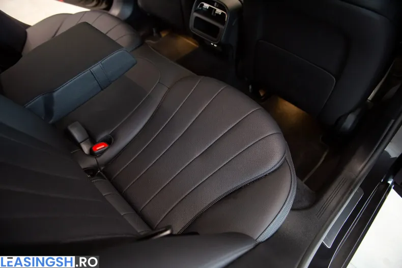 Mercedes-Benz E din 2023 cu 9.452 km - oferta MER202085 - foto 35