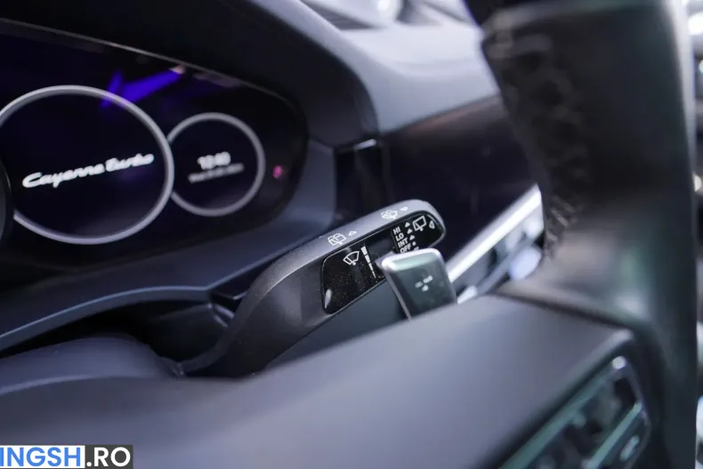 Porsche Cayenne din 2023 cu 29.650 km - oferta POR202090 - foto 24