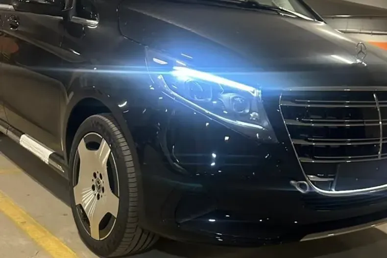 Mercedes-Benz V din 2026 cu 10 km - oferta MER202093 - foto 1