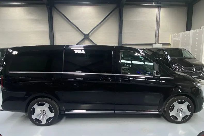 Mercedes-Benz V din 2026 cu 10 km - oferta MER202094 - foto 2