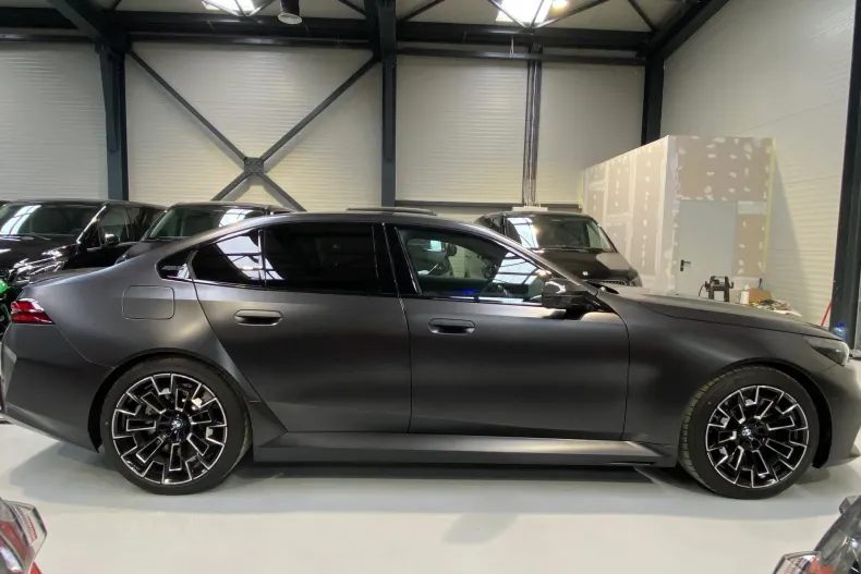 BMW M5 (Seria 5) din 2026 cu 20 km - oferta BMW202096 - foto 2