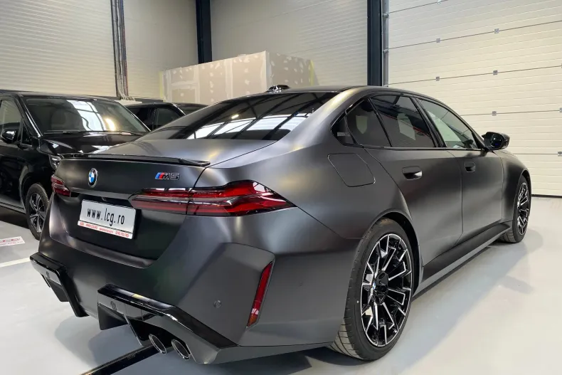 BMW M5 (Seria 5) din 2026 cu 20 km - oferta BMW202096 - foto 3