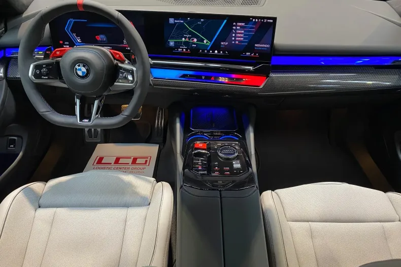 BMW M5 (Seria 5) din 2026 cu 20 km - oferta BMW202096 - foto 12