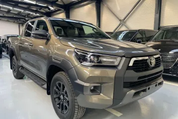 Toyota Hilux din 2025 - oferta TOY202097