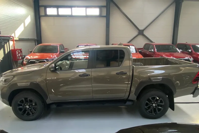 Toyota Hilux din 2025 cu 10 km - oferta TOY202097 - foto 7