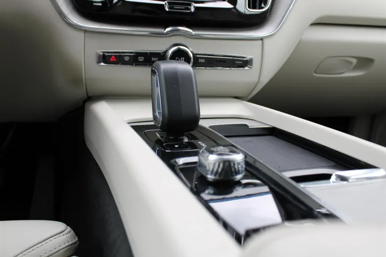 Volvo XC60 din 2023 cu 116.838 km - oferta VOL202101 - foto 21